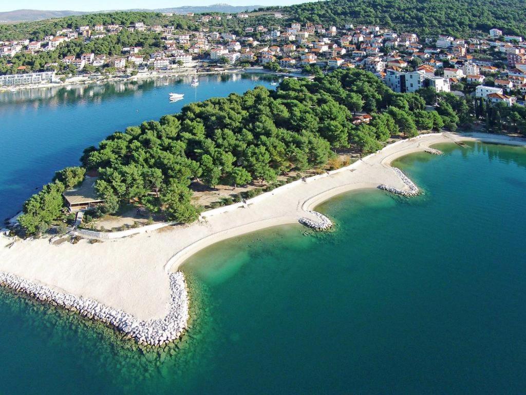 Studio Apartman Violeta II - 50M From The Beach Trogir Kültér fotó