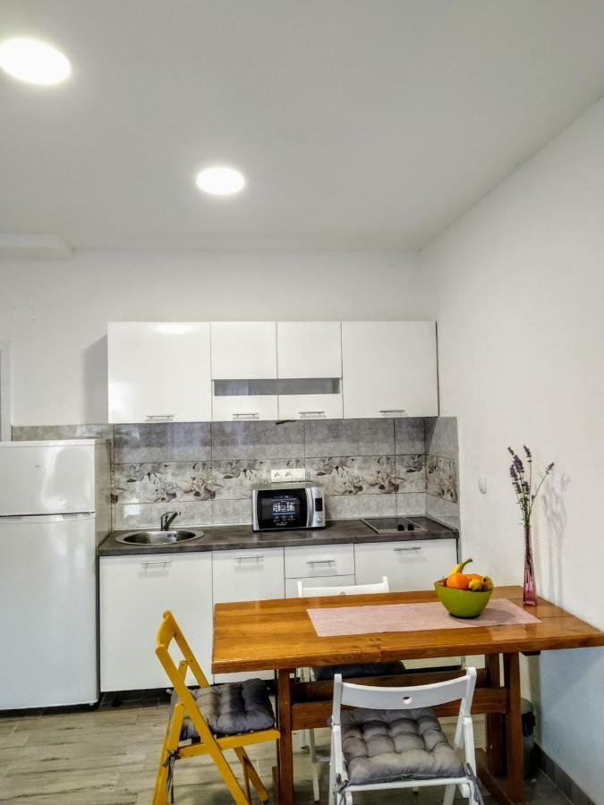 Studio Apartman Violeta II - 50M From The Beach Trogir Kültér fotó