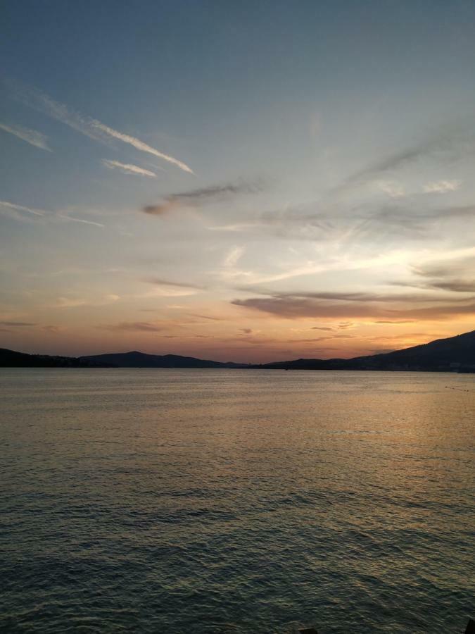 Studio Apartman Violeta II - 50M From The Beach Trogir Kültér fotó